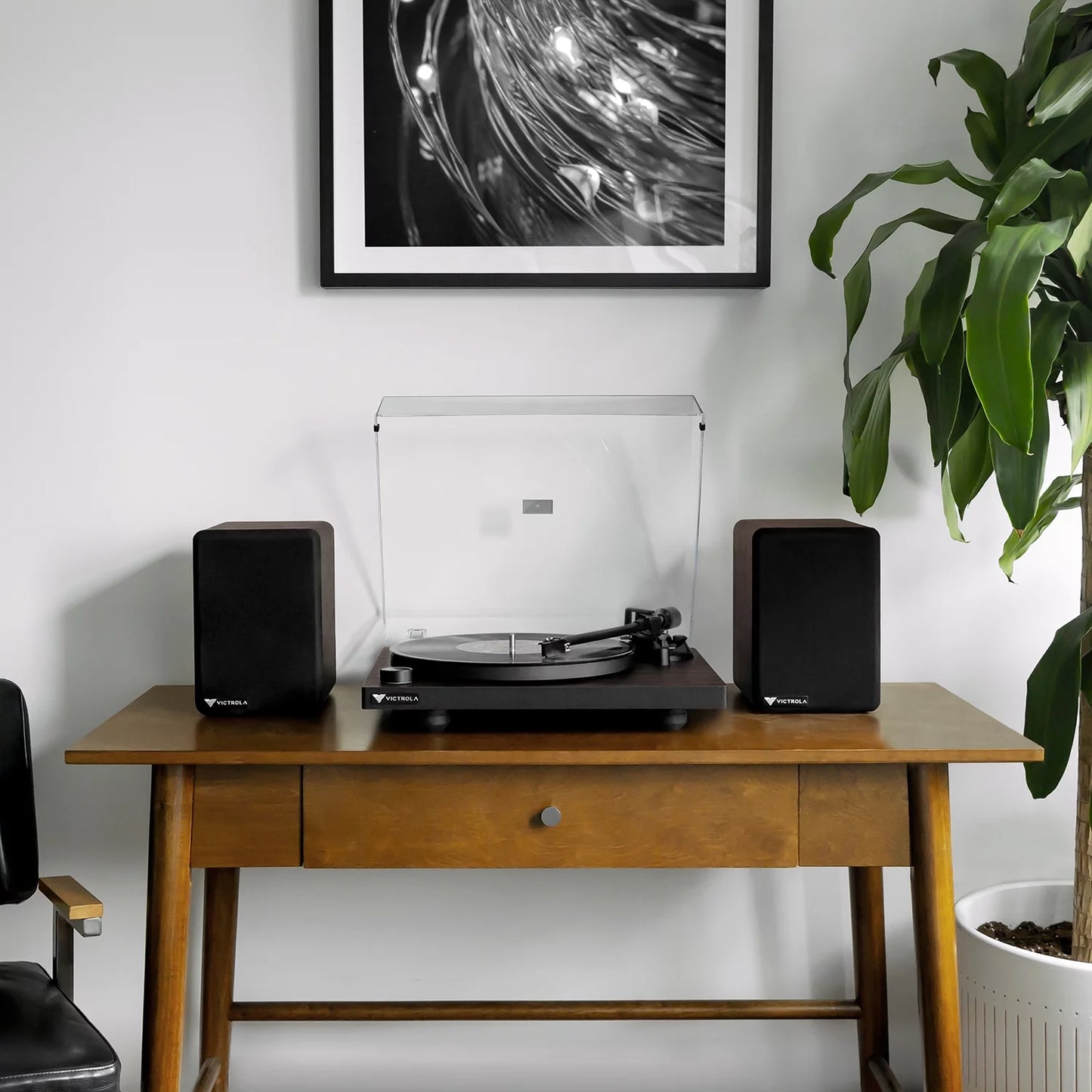 PREMIER T1-M1 TURNTABLE MONITOR BUNDLE