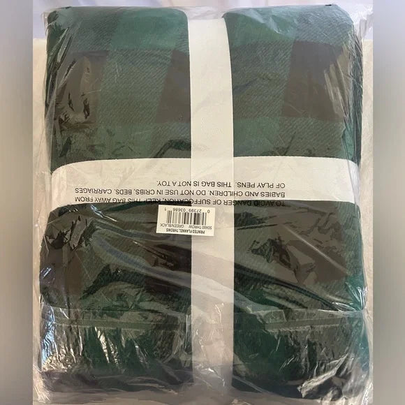 Vellux Printed Flannel with Sherpa Reverse Throw